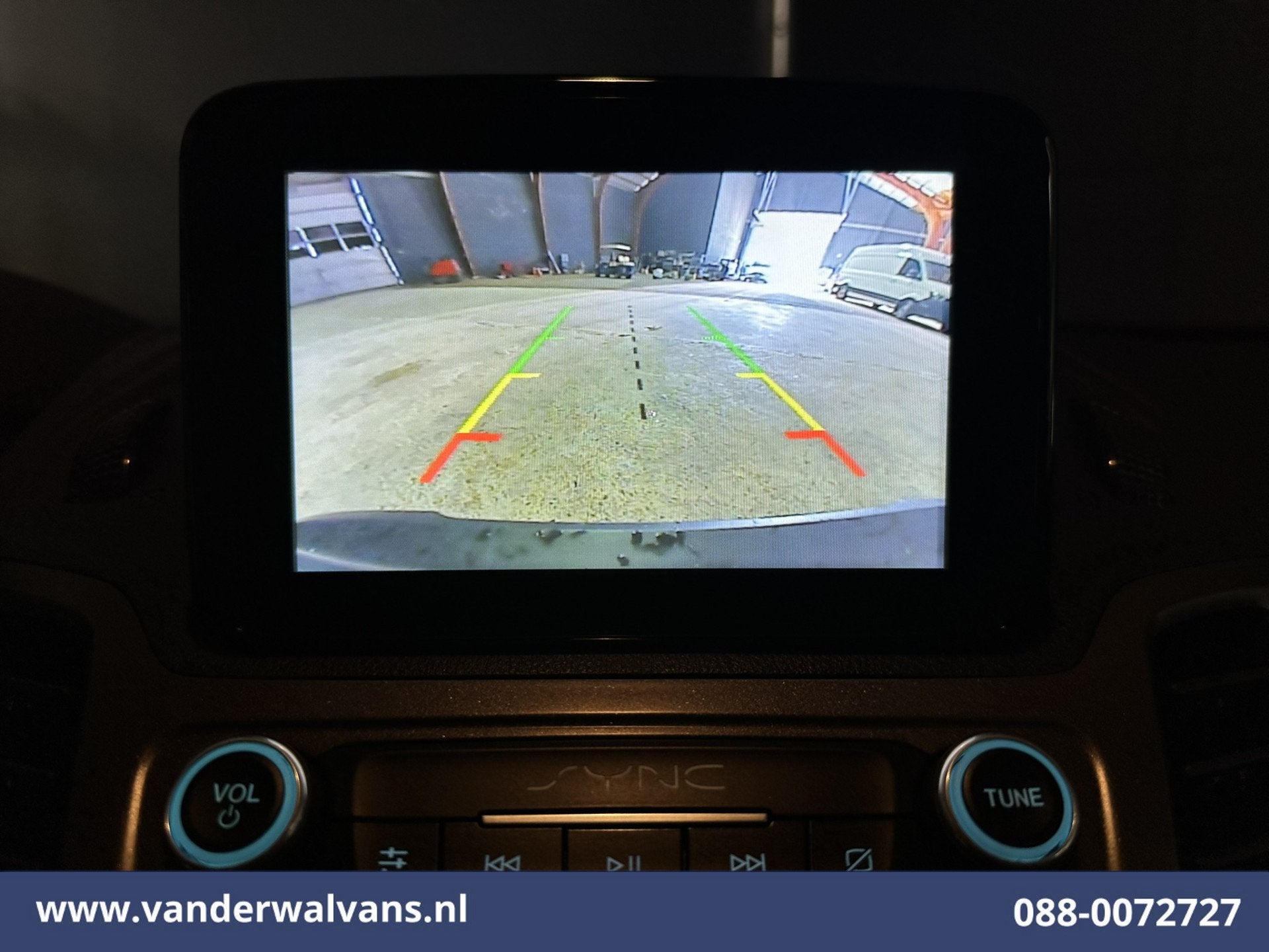 Ford Transit Connect 2.0 EcoBlue 100pk L2H1 Euro6 Airco | Ca, Auto's, Bestelauto's, Voorwielaandrijving, 1390 kg, Stof, Gebruikt