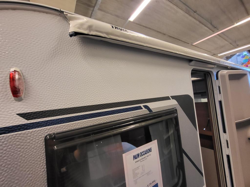 Knaus Sport 450 FU; nieuwstaat, Schokbreker, Rondzit, Bedrijf, Overige typen