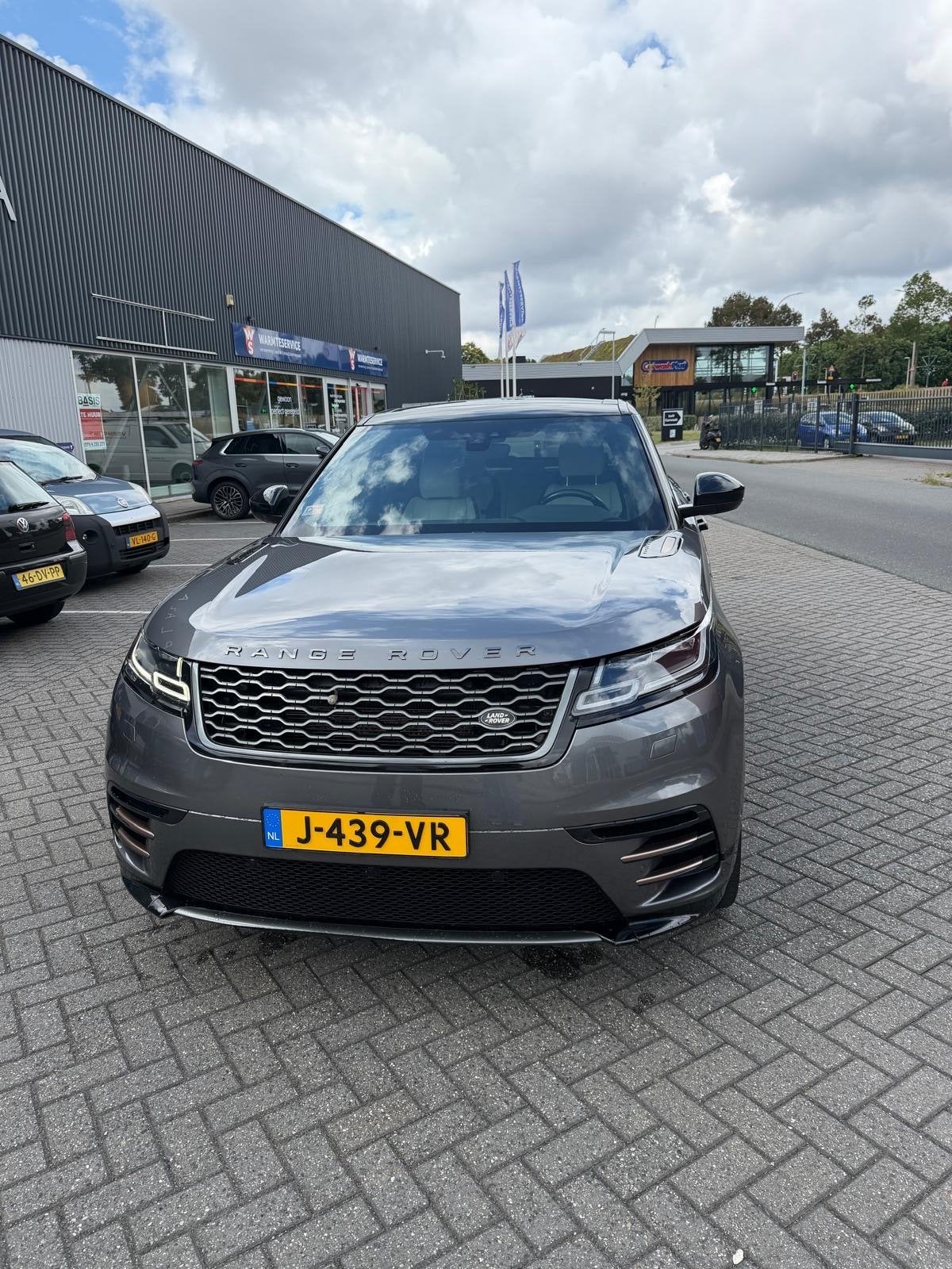 Land Rover Range Rover Velar 3.0 V6 300pk AWD AUT 2017 Grijs, Automaat, 2993 cc, 241 €/maand, Diesel