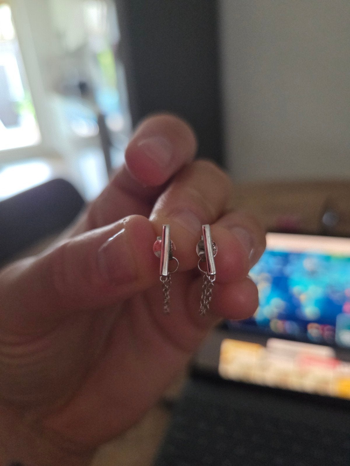 Lucardi Oorbellen - Zilverkleurige Stekers met Ketting, Ophalen of Verzenden, Zo goed als nieuw, Knopjes of Stekers, Zilver