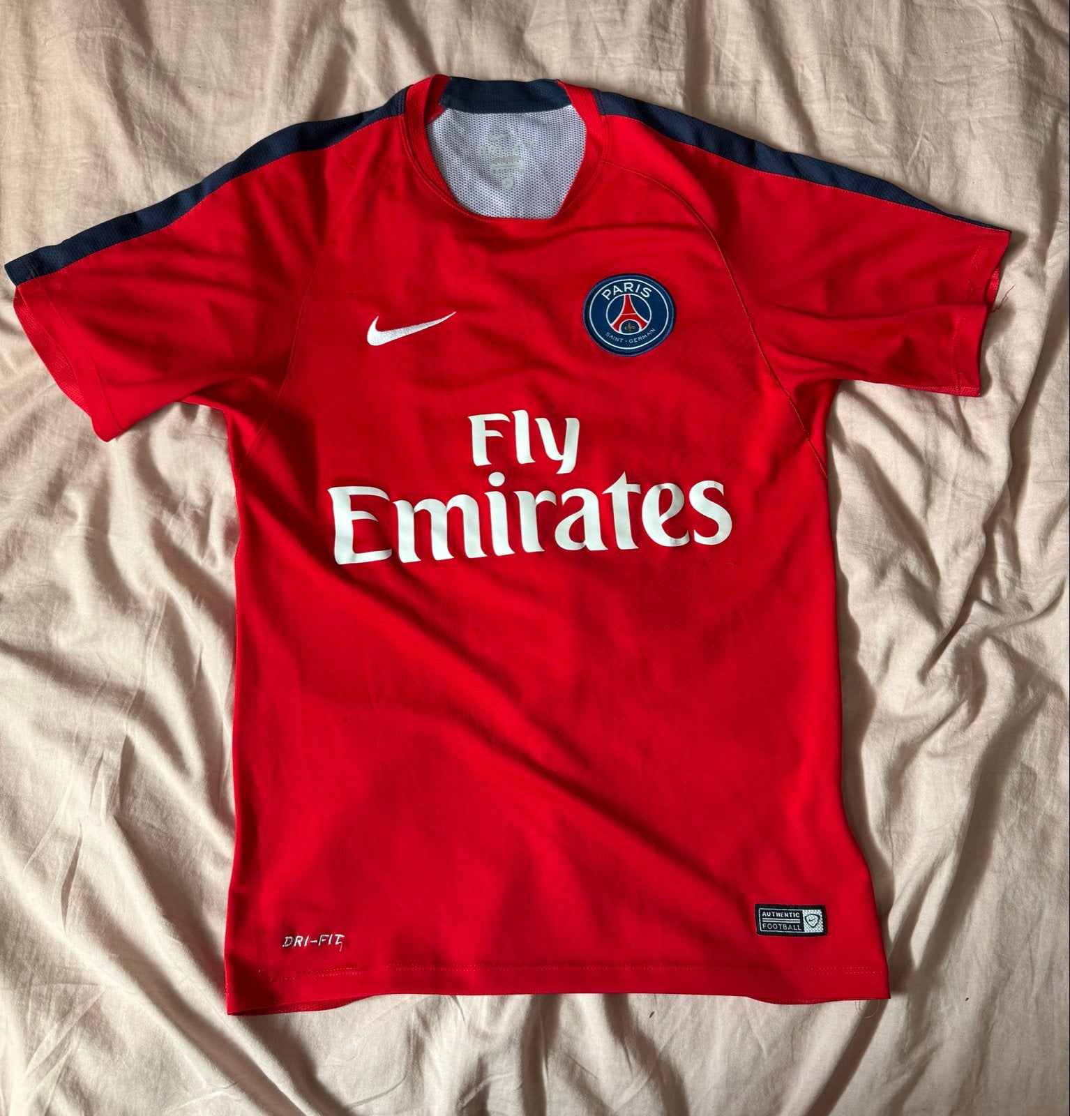 Paris Saint-Germain voetbal trainingsshirt maat S, Ophalen of Verzenden, Gebruikt, Buitenlandse clubs, Shirt
