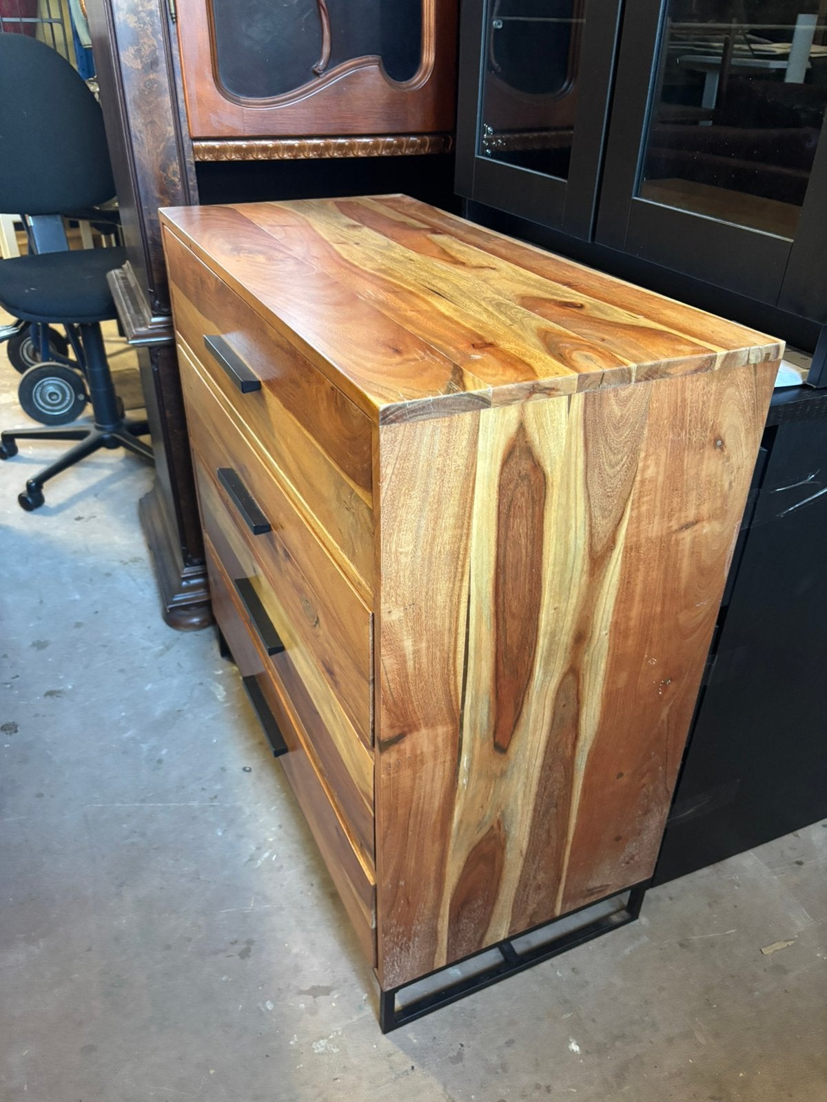 Mango houten ladekast - 85x40x85H, 1025xe, Ophalen of Verzenden, Zo goed als nieuw, Minder dan 150 cm