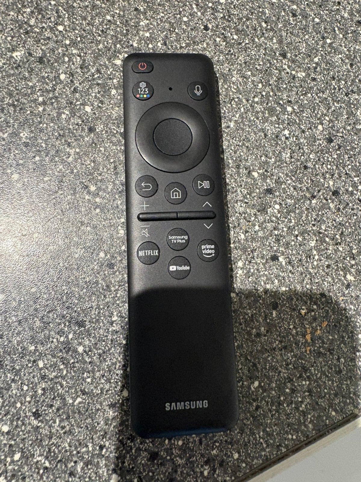 Samsung QE65Q74BAT 65 inch 4k QLED SMART TV, Audio, Tv en Foto, Afstandsbedieningen, Ophalen of Verzenden, Zo goed als nieuw, Tv