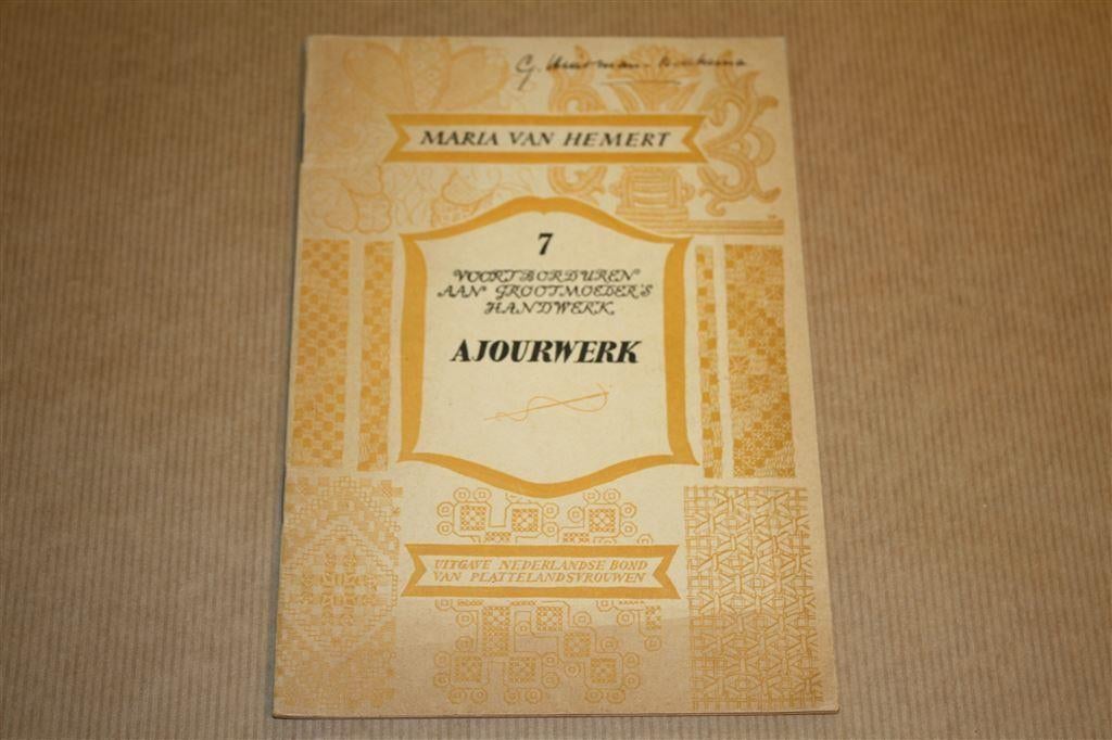 Handleiding Ajourwerk - Plattelandsvrouwen 1950, Ophalen of Verzenden, Zo goed als nieuw