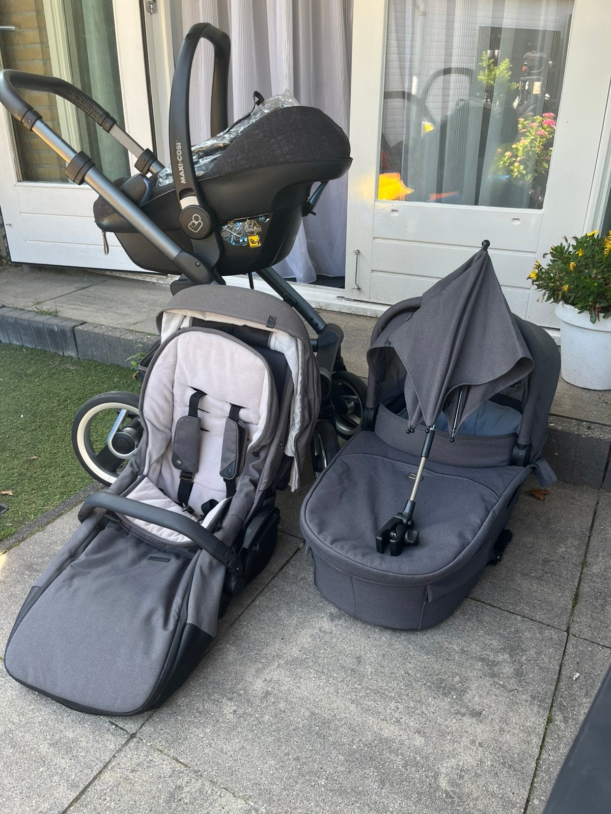 Mutsy Nio kinderwagen, Ophalen, Zo goed als nieuw, Combiwagen, Mutsy