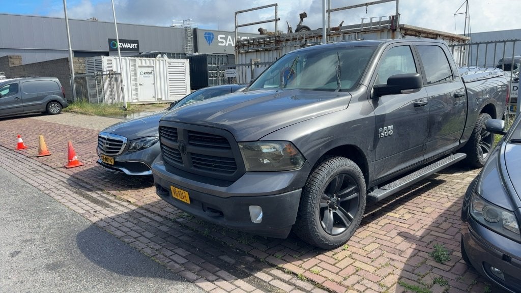 Dodge Ram 1500 MOTOR SLAAT NIET AAN 3.6 V6 QC 6'4 (bj 2013), Automaat, Gebruikt, Origineel Nederlands, Bedrijf