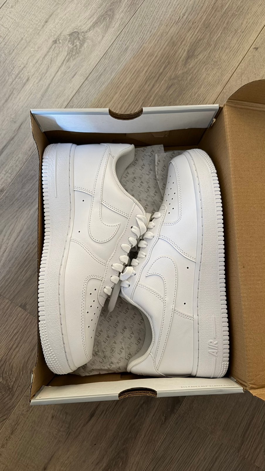 Nike Air Force 1 '07 – Triple White – size 43 (US 9.5), Kleding | Heren, Ophalen of Verzenden, Nieuw, Wit, Sneakers of Gympen
