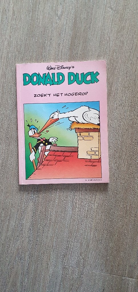 Donald Duck zoekt het hoger, Gelezen, Eén stripboek, Ophalen of Verzenden, Donald Duck