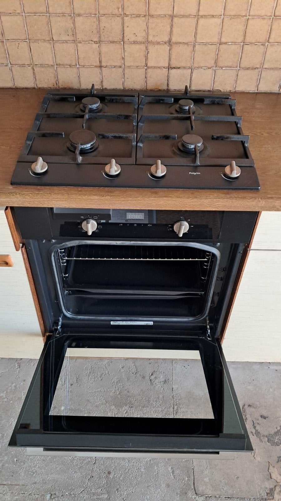 Pelgrim gasfornuis met oven OVM426MAT, Witgoed en Apparatuur, Fornuizen, Ophalen, Grill, 4 kookzones, Zo goed als nieuw