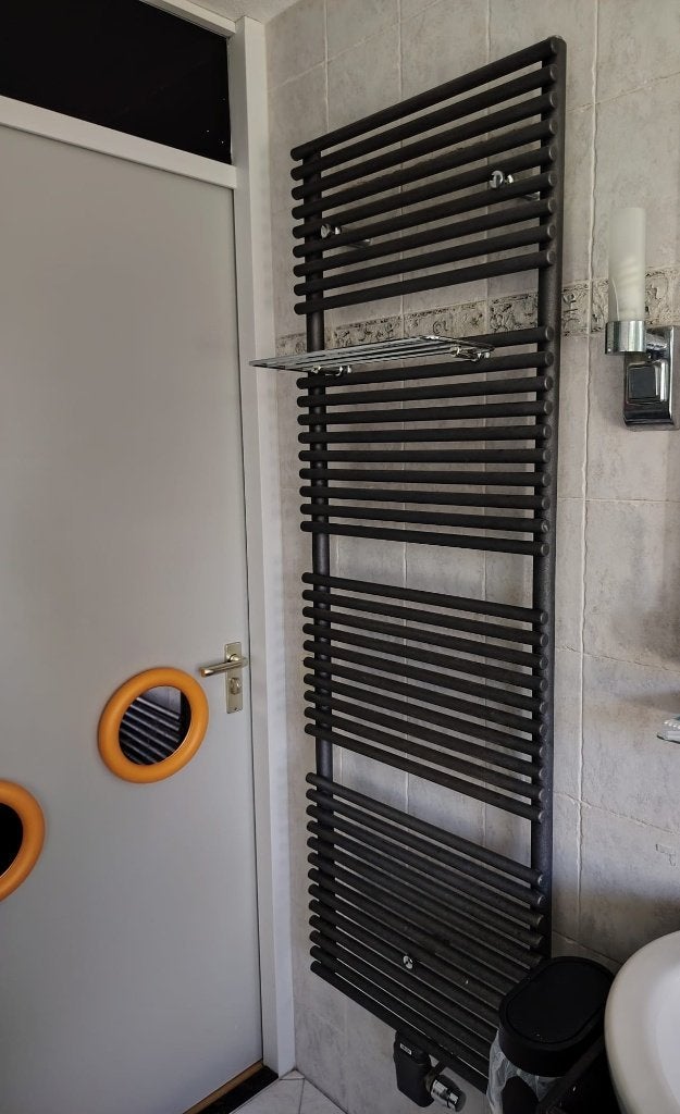 Vasco IRIS HDM handdoek radiator Metallic Black, Ophalen, Gebruikt, Radiator, 60 tot 150 cm