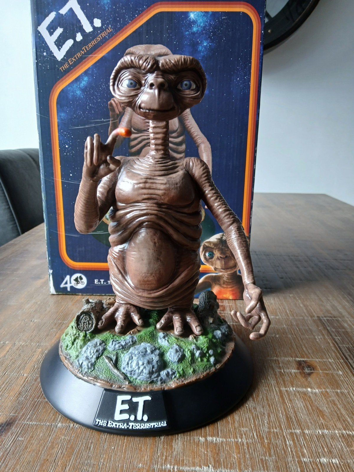 SD Toys E.T Statue, Ophalen of Verzenden, Zo goed als nieuw, Film, Beeldje, Replica of Model