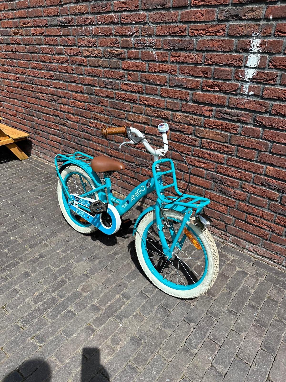 Amigo Bloom Kinderfiets 18 inch, Ophalen, Terugtraprem, Gebruikt, Handrem