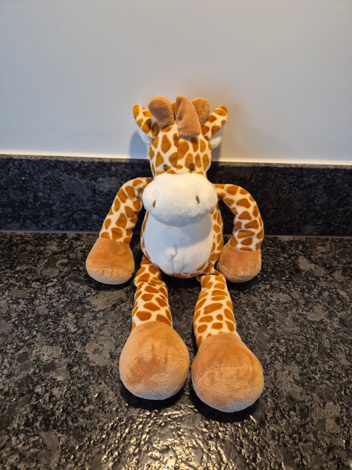 HEMA  - Knuffel Giraffe met slungelvoeten en handen, Ophalen of Verzenden, Zo goed als nieuw, Overige typen