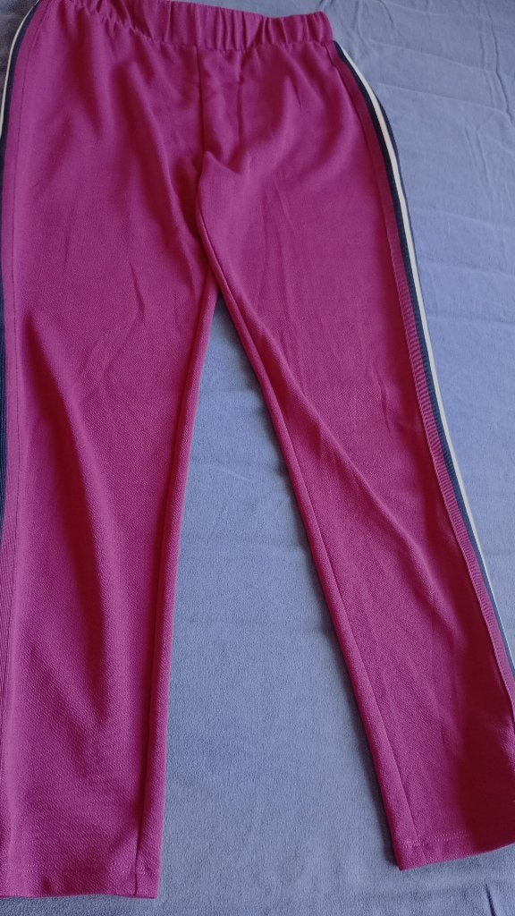 Sale! 1 euro!  broek met bies nieuw M, Ophalen of Verzenden, Nieuw, Zwart, Lang