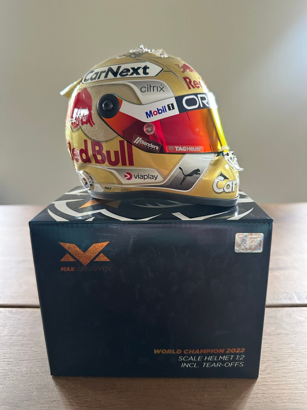Max Verstappen helm wereldkampioen 2022 Schaal 1:2, Ophalen of Verzenden, Nieuw, Formule 1
