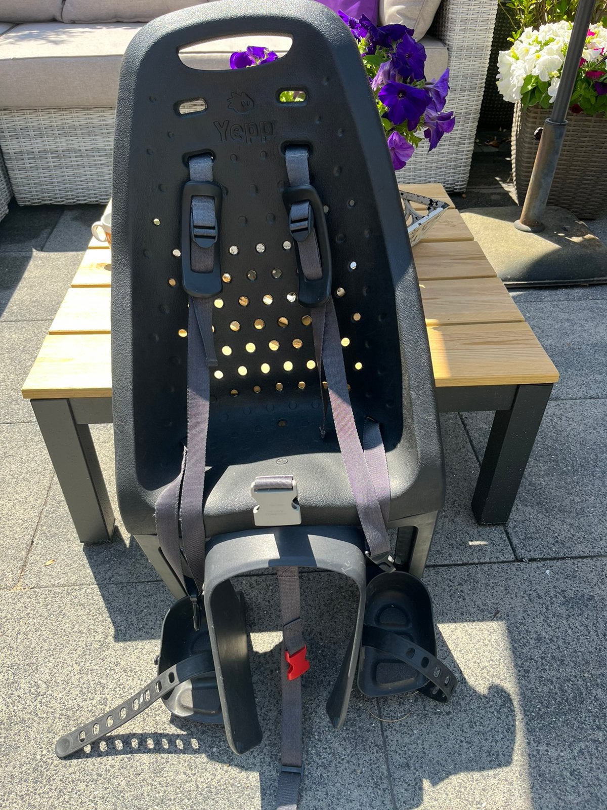 fiets stoeltje merk Yepp, Ophalen of Verzenden, Gebruikt, Achterzitje, Voetsteuntjes