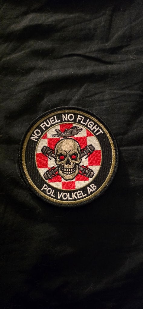 No Fuel No Flight POL Volkel AB patch, Verzamelen, Ophalen of Verzenden, Luchtmacht, Nederland, Embleem of Badge