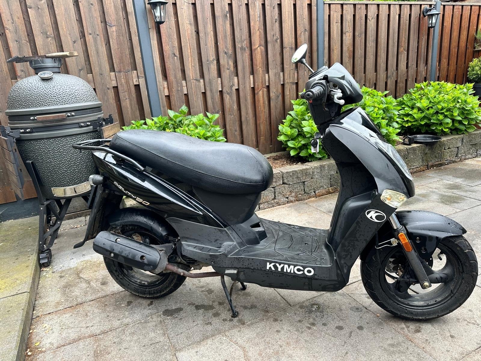 Kymco Agility 50 scooter, zwart, 3755 km, Fietsen en Brommers, Ophalen, Gebruikt, Maximaal 25 km/u, Agility
