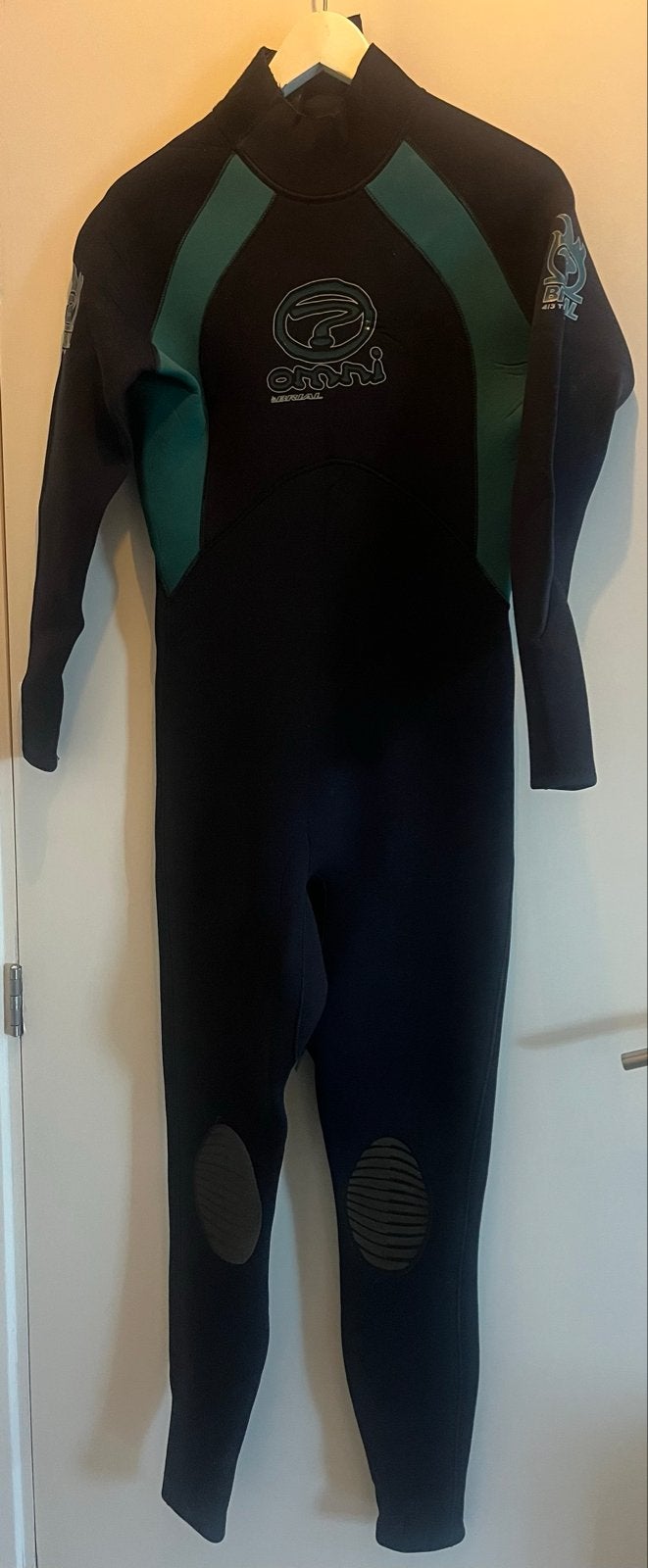 2 Surfpakken / wetsuits Orca 4/3 mm Titanio & Pegaso 5mm, Watersport en Boten, Ophalen of Verzenden, Nieuw, Longboard, Met koord