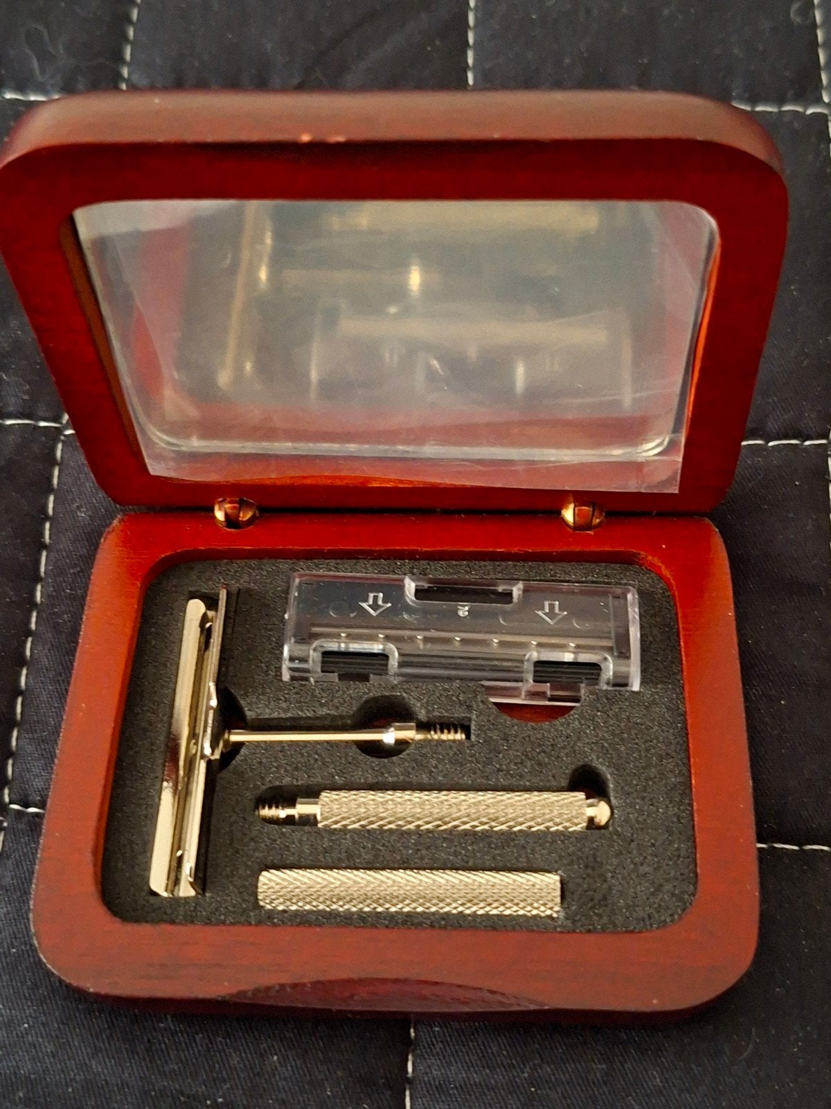 Reisset voor heren, met scheerapparaat Nieuw, Ophalen of Verzenden, Nieuw, Gehele gezicht, Verzorging