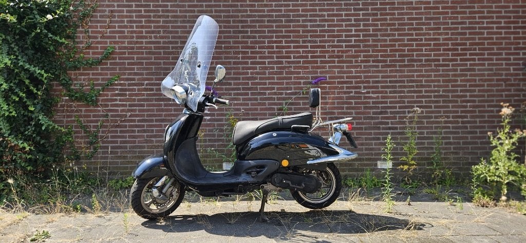 AGM Retro Scooter – Blauw Kenteken – (lekke achterband), Ophalen, Gebruikt, Overige typen, Overige merken
