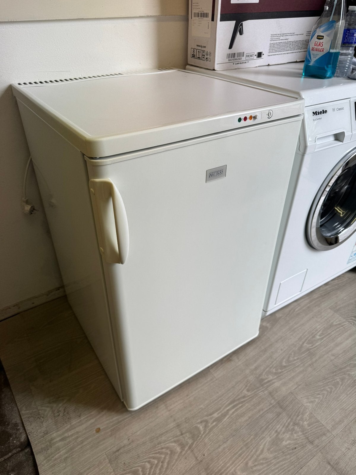 Zanussi Tafelmodel Vriezer | 3 Laden | Schoon | Werkt Goed, Gebruikt, Minder dan 85 cm, Minder dan 60 cm, Energieklasse A of zuiniger