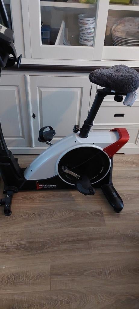Hometrainer, Sport en Fitness, Fitnessapparatuur, Ophalen of Verzenden, Hometrainer