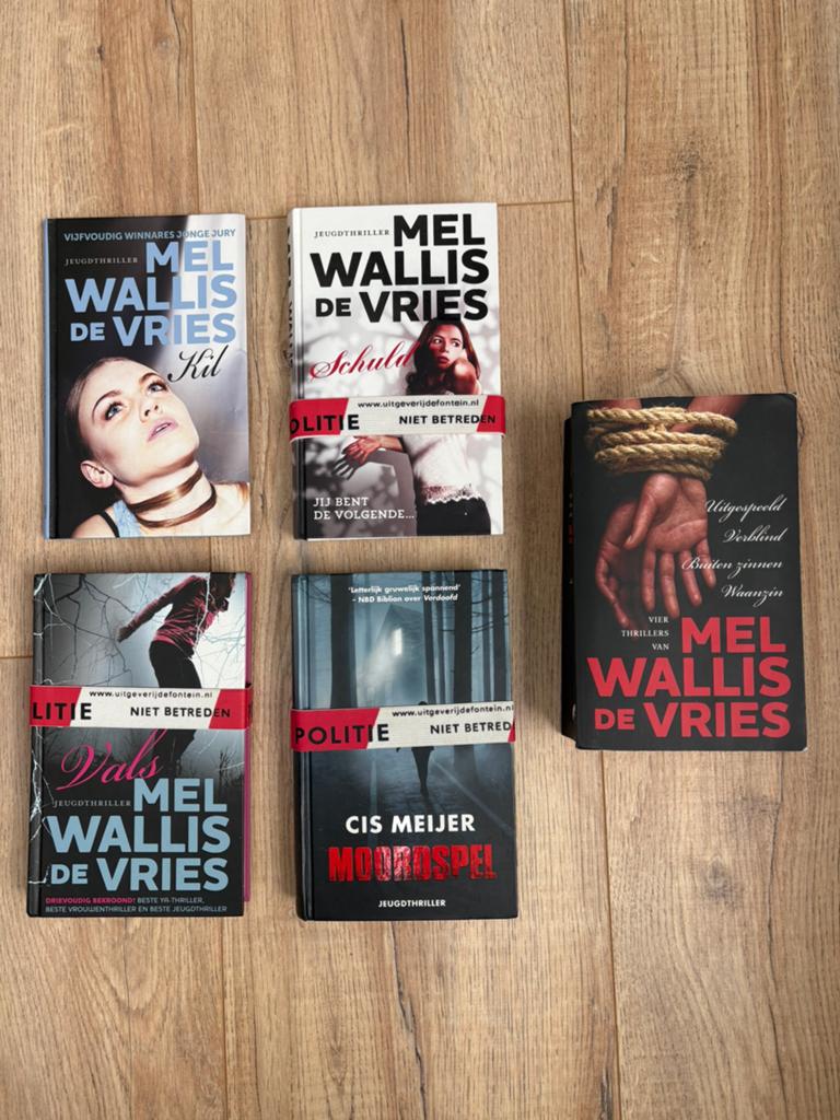Boeken van Mel Wallis de Vries en Cis Meijer, Boeken, Ophalen of Verzenden, Zo goed als nieuw