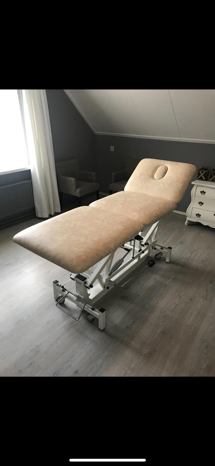 Massagetafel., Sport en Fitness, Ophalen, Zo goed als nieuw, Massagetafel