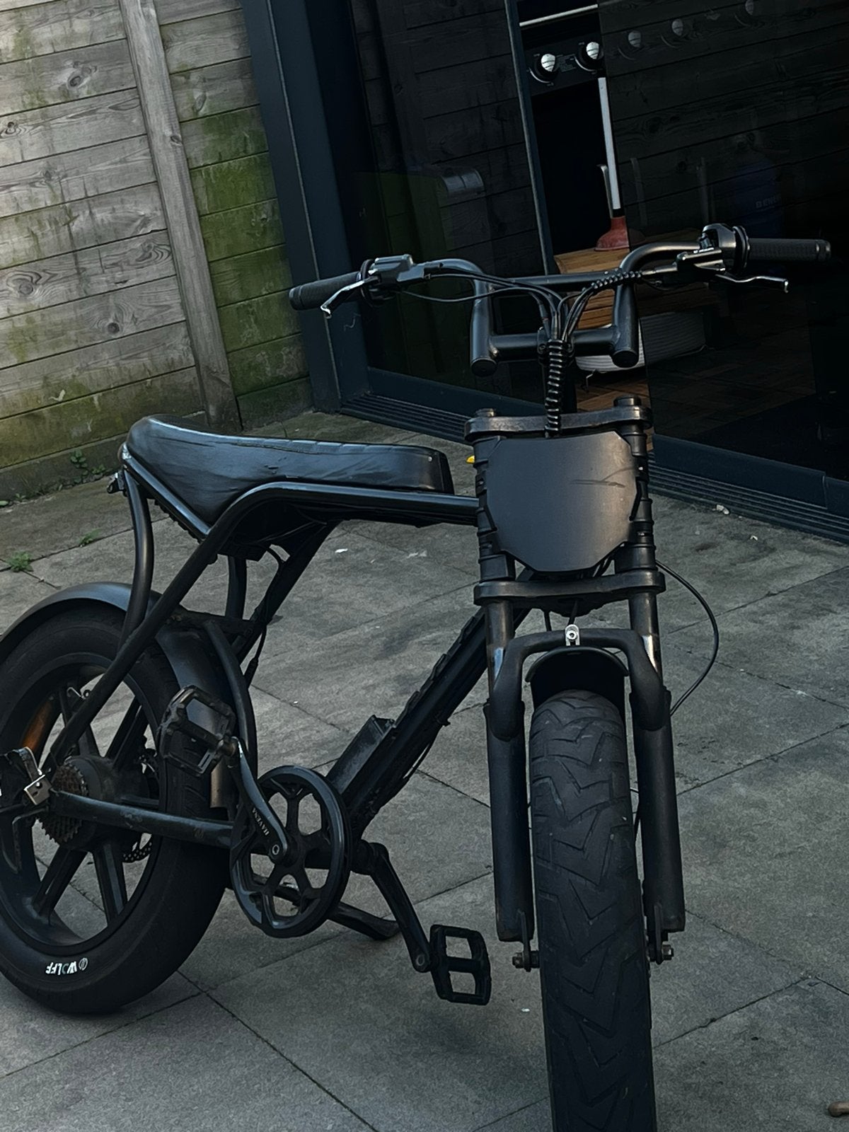 Custom fatbike v8 2.0, Fietsen en Brommers, Ophalen, Gebruikt, 30 tot 50 km per accu, Overige merken