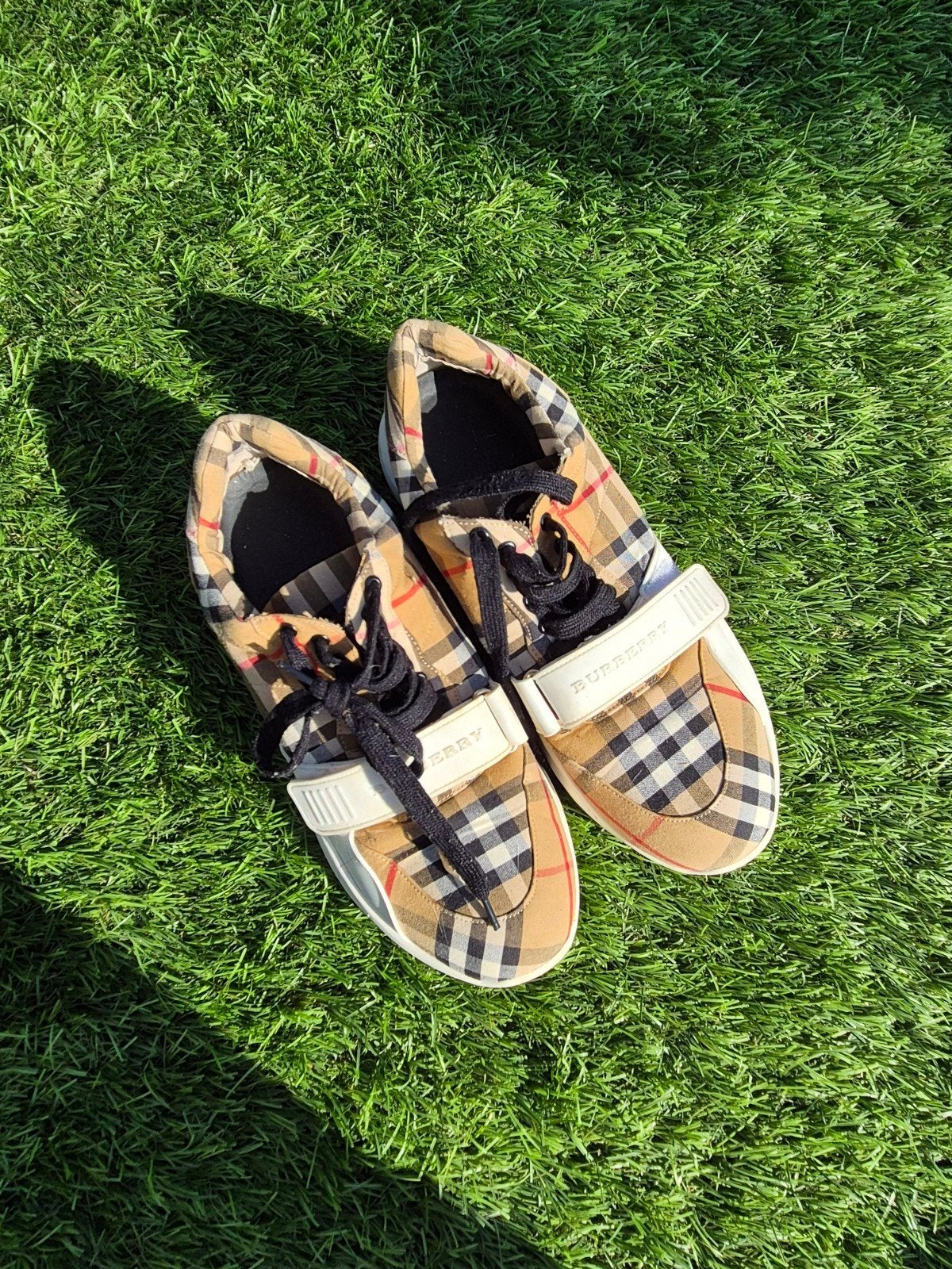 Burberry schoenen maat 41 - weinig gedragen, Burberry, Ophalen of Verzenden, Zo goed als nieuw