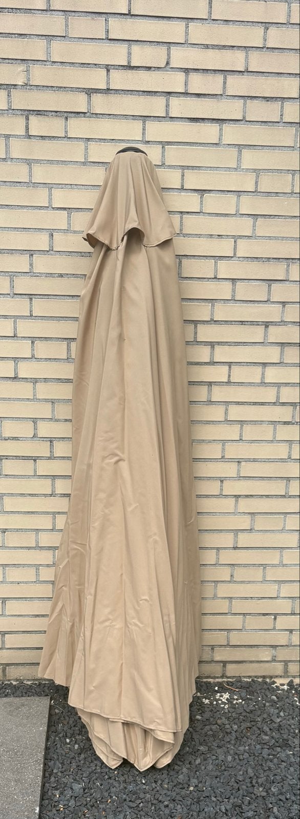 Parasol beige, Tuin en Terras, Parasols, Verstelbaar, Nieuw, Ophalen of Verzenden, Zweefparasol