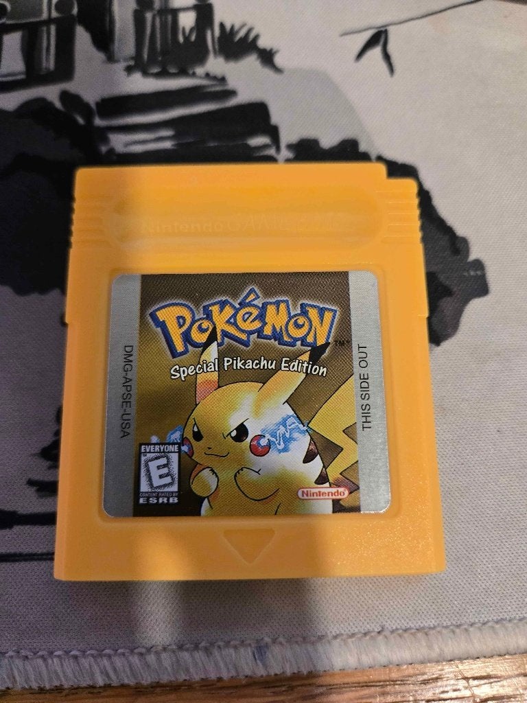 pokemon yellow, Spelcomputers en Games, Avontuur en Actie, Verzenden, 1 speler, Zo goed als nieuw