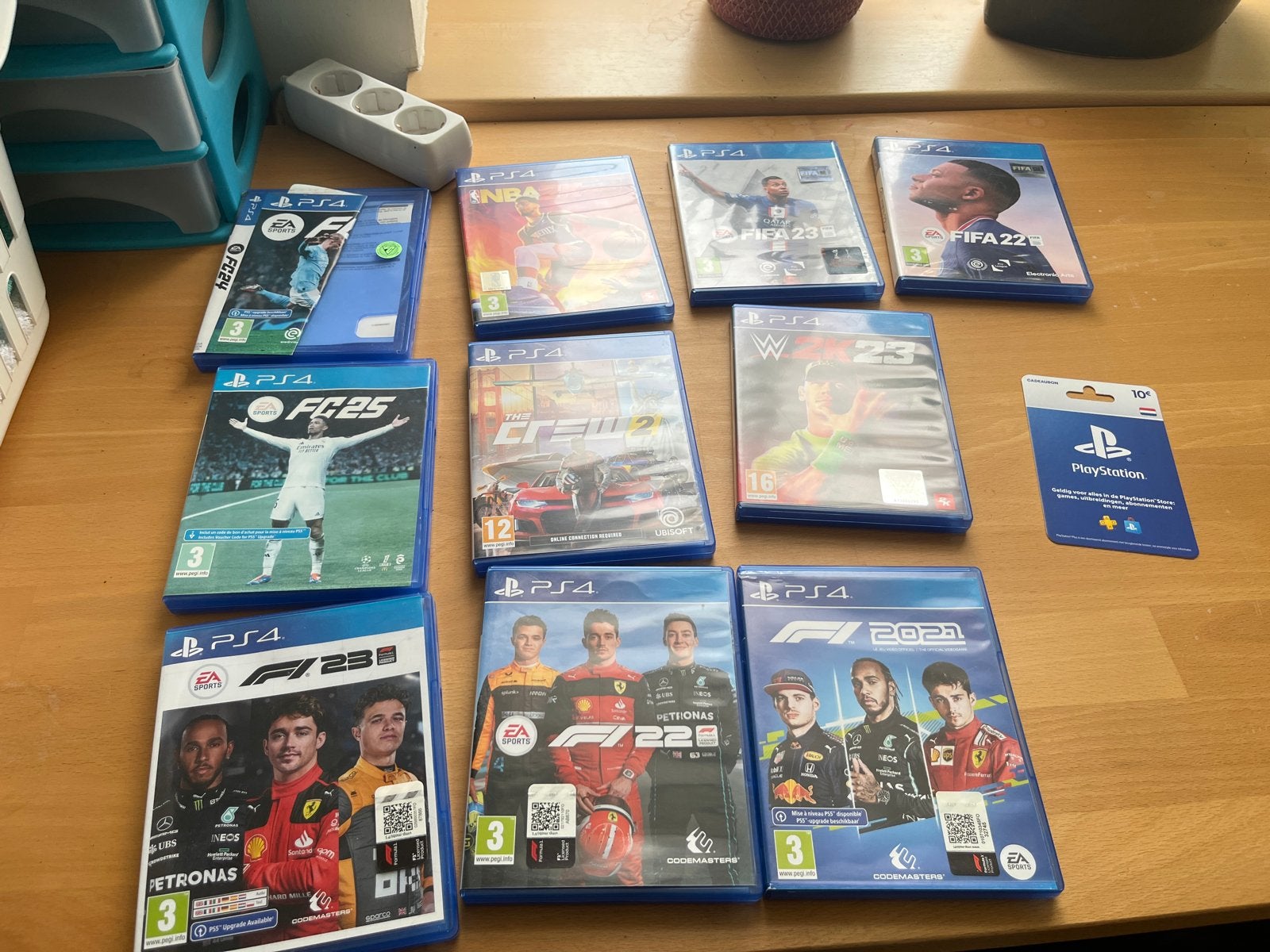 PS4 Games Bundel: FIFA, F1, The Crew, NBA, WWE, FC24, FC25, Spelcomputers en Games, Games | Sony PlayStation 4, Gebruikt, Eén computer