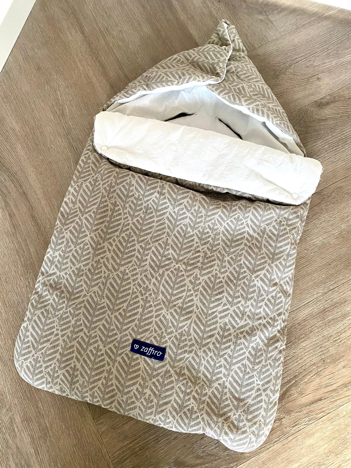 Zaffiro Beige Leaves 5-in-1 Voetenzak - Zo goed als nieuw, Kinderen en Baby's, Zo goed als nieuw, Ademend, Voetenzak, Beige