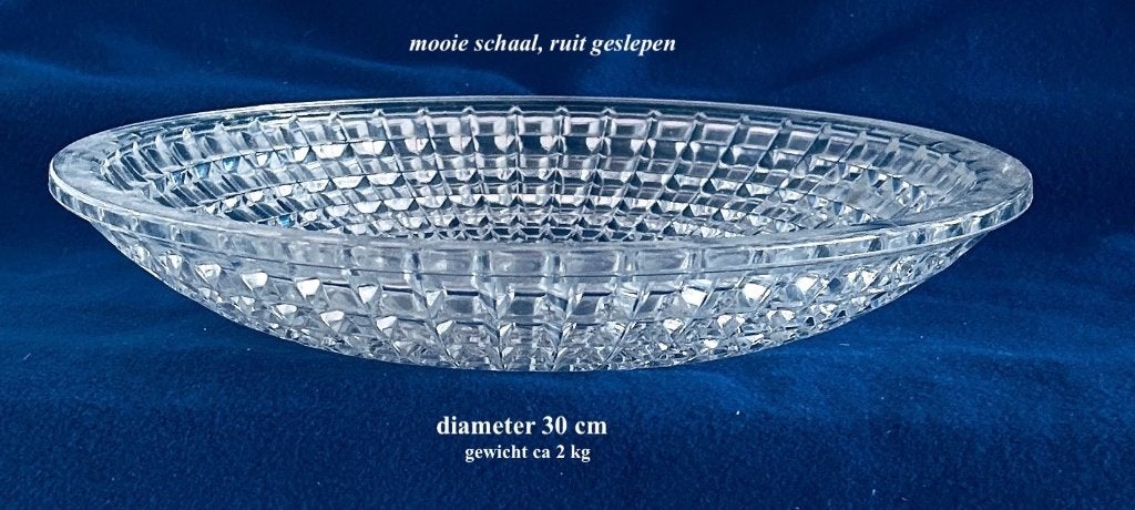 Zware Schaal 2 kg diameter 30 Glas Kristal Ruit geslepen, Antiek en Kunst, Antiek | Glas en Kristal, Ophalen