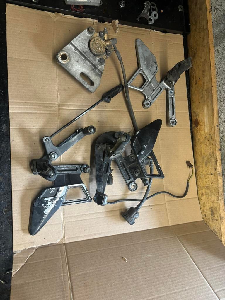 Voetsteun + achterrem voor Yamaha tzr 50 mbk x-power, Ophalen of Verzenden