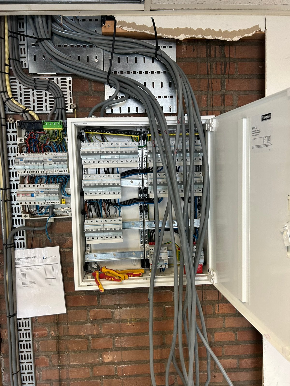 Elektricien Erkkend, 33 - 40 uur, Overige niveaus, Overige vormen