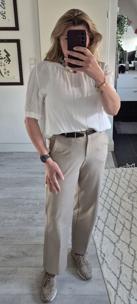 Nette beige pantalon • Opus • als nieuw • maat 34, Beige, Ophalen of Verzenden, Zo goed als nieuw, Maat 34 (XS) of kleiner