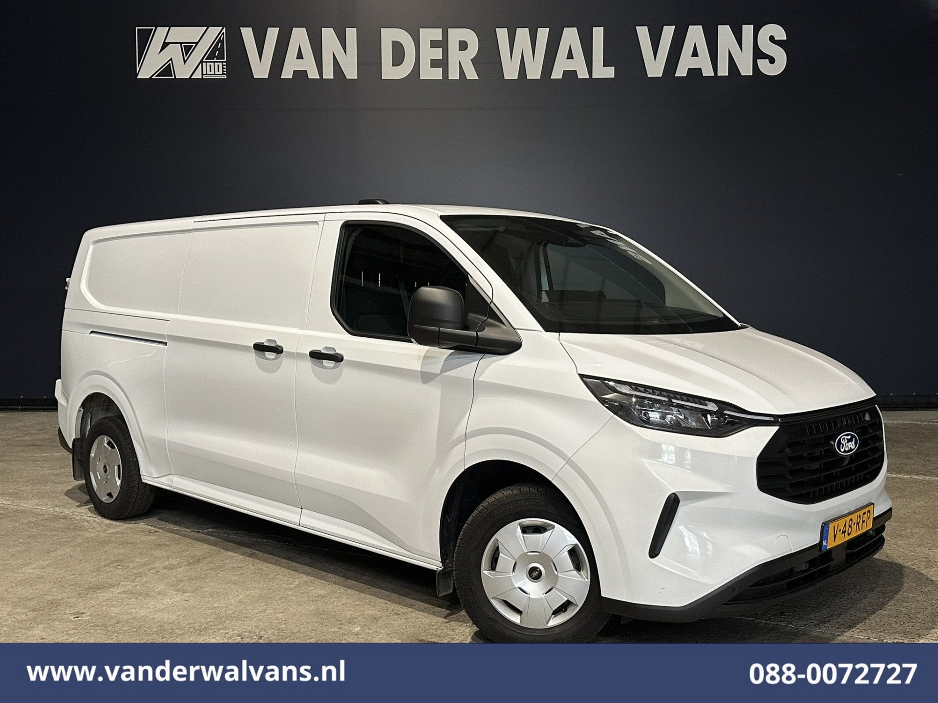 Ford Transit Custom 2.0 TDCI 136pk L2H1 Euro6 Airco | Camera, Auto's, Voorwielaandrijving, 4 cilinders, Wit, Bedrijf
