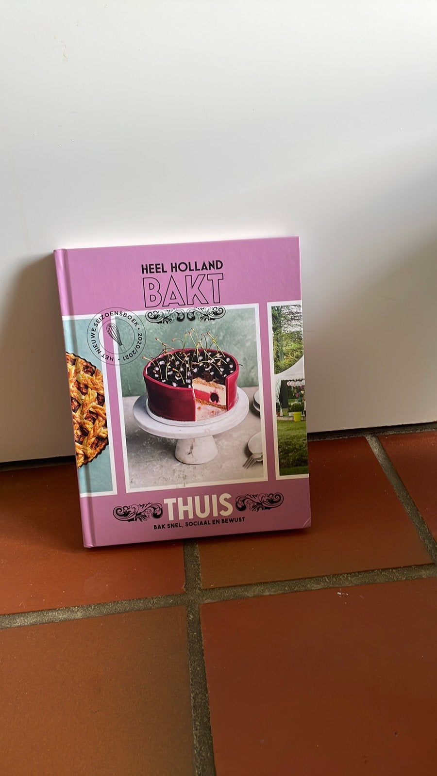Heel Holland bakt kook boek, Boeken, Kookboeken, Ophalen of Verzenden, Zo goed als nieuw, Nederland en België