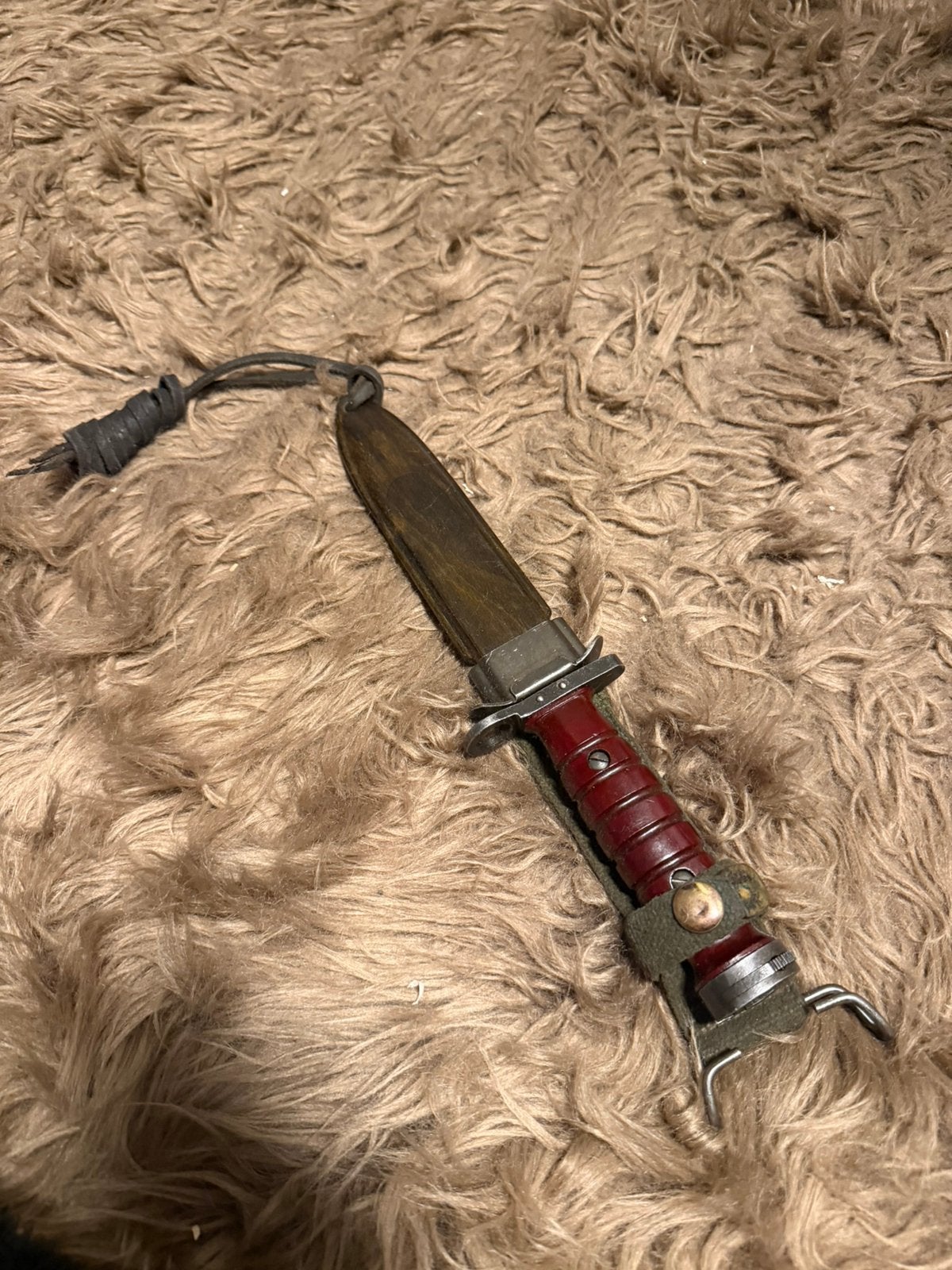 Nederlandse M4 bajonet voor M1 Carbine, Ophalen of Verzenden, Nederland, Mes of Dolk