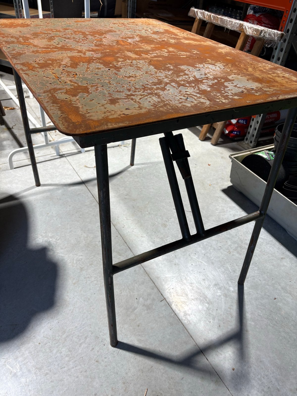 Vintage metalen klapstoelen (4) en tafel (1) set, Ophalen