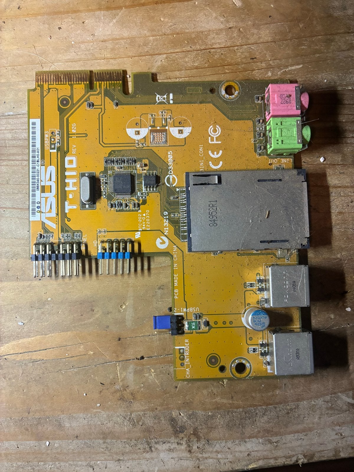 ASUS T-HIO REV.1.02G, Ophalen of Verzenden, Gebruikt