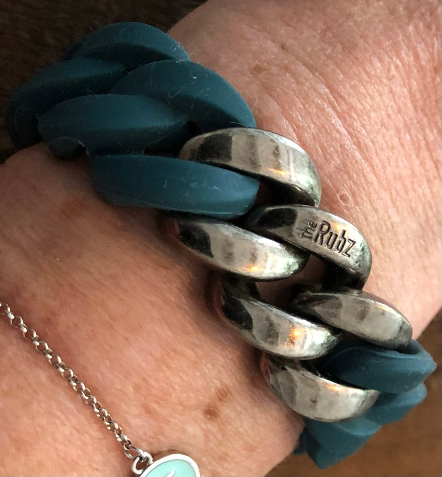 Rubz Armband met Schakeldesign - Groen/Zilver, Sieraden, Tassen en Uiterlijk, Armbanden, Verzenden, Gebruikt, Groen, Kunststof of Plastic