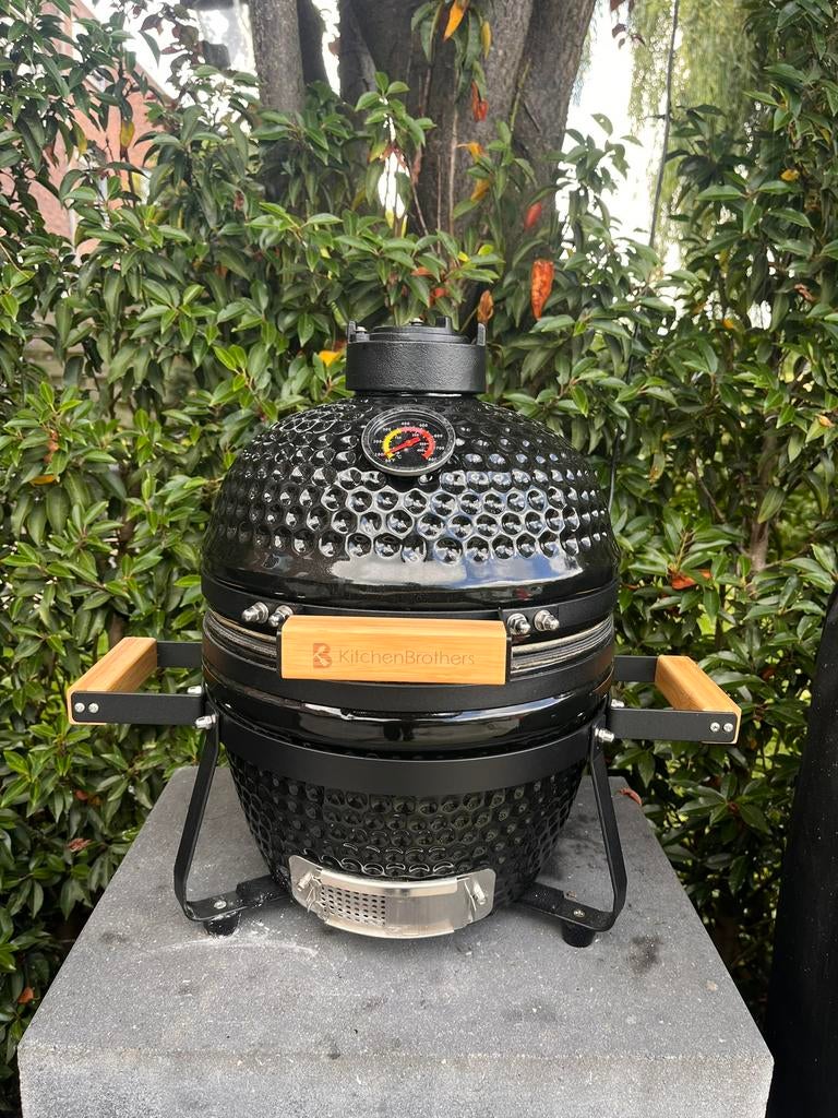 Kamado BBQ 13 inch., Ophalen, Zo goed als nieuw, KitchenBrothers, Met accessoires
