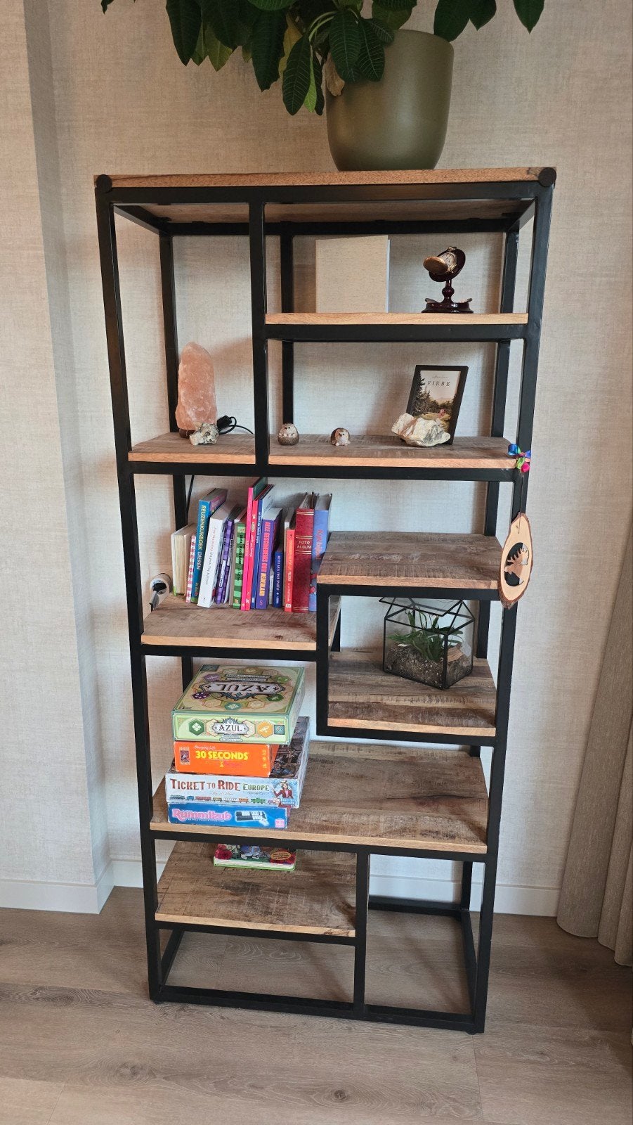 Vakkenkast Kyan 180x80x40 mangohout staal massief, Met plank(en), Gebruikt, 50 tot 100 cm, 150 tot 200 cm