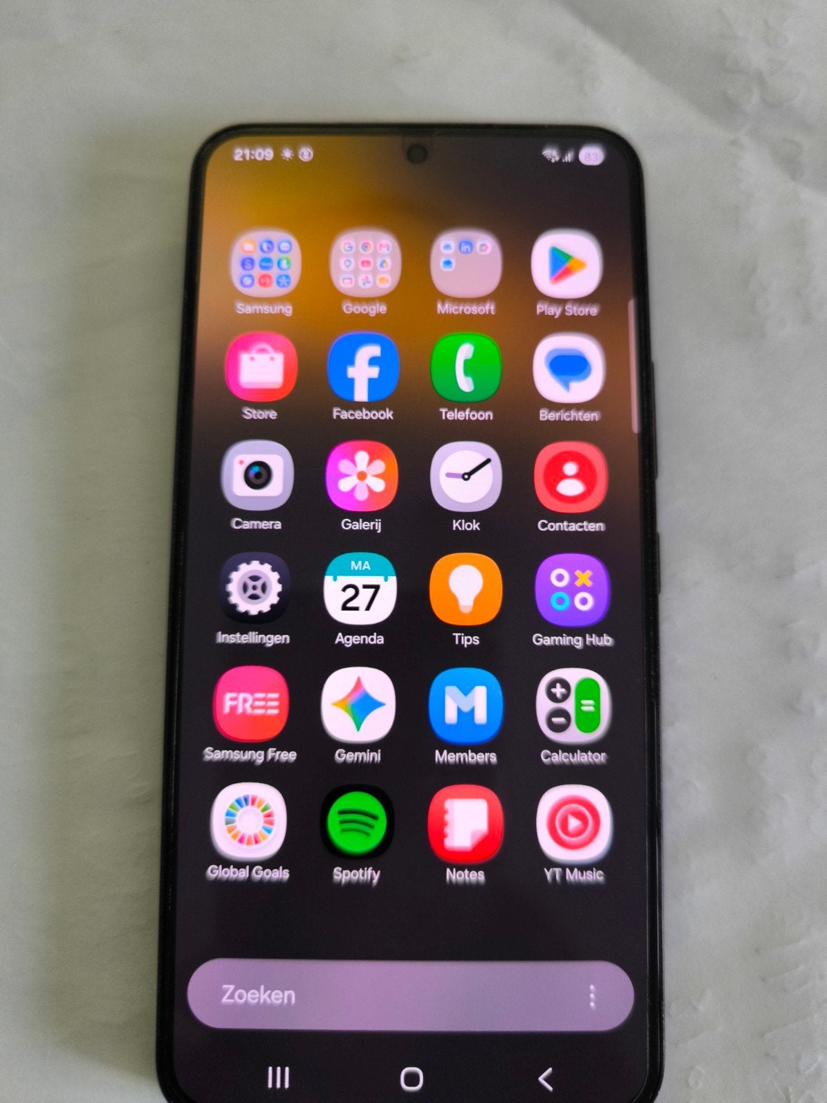 Samsung Galaxy S22 128GB Zwart met oplader en hoesje, Zwart, Touchscreen, Ophalen of Verzenden, Zo goed als nieuw