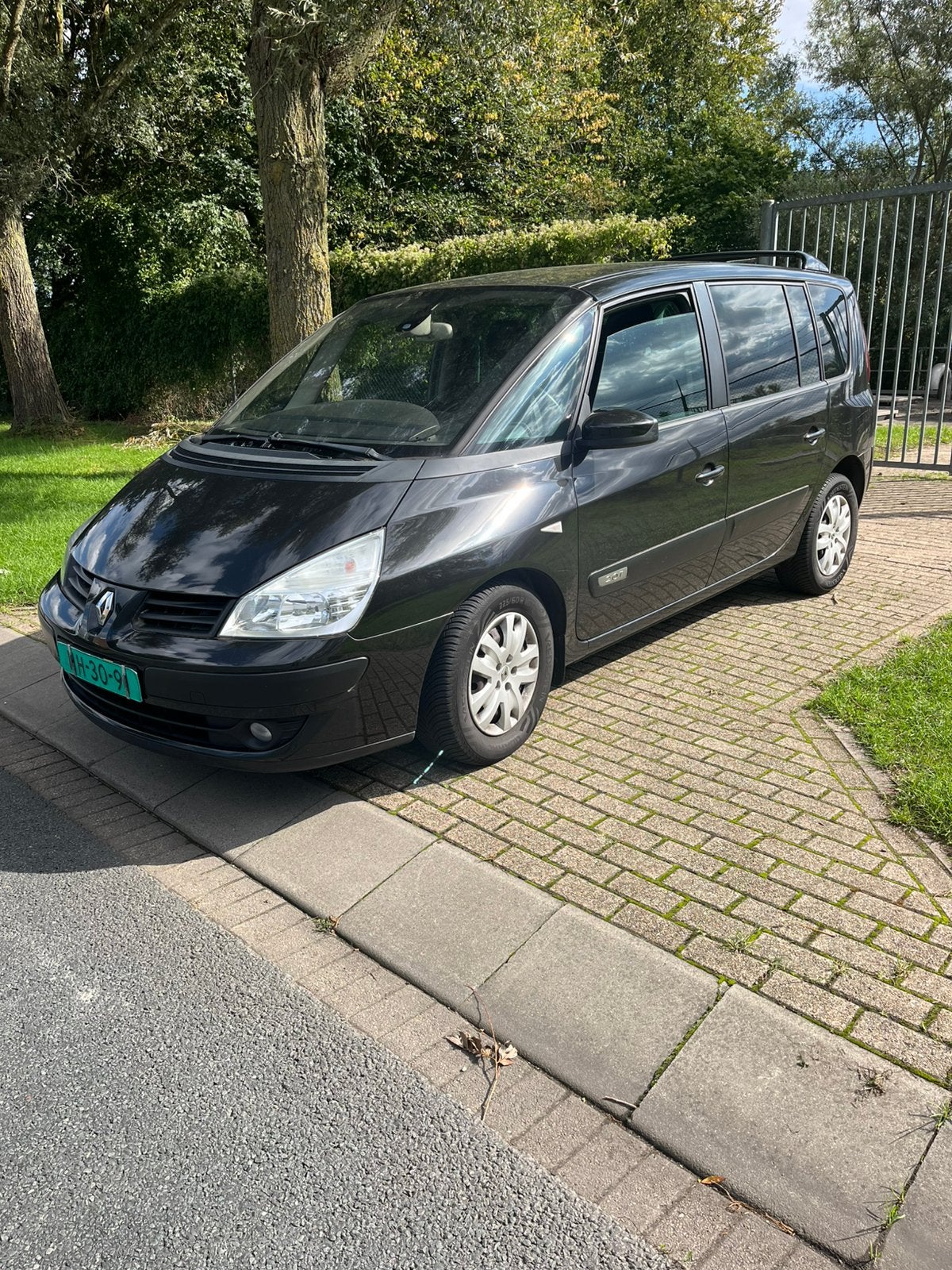Renault Espace 2.0 16V Turbo 125KW E4 2007 Zwart, Stof, 4 cilinders, 2000 kg, 7 stoelen