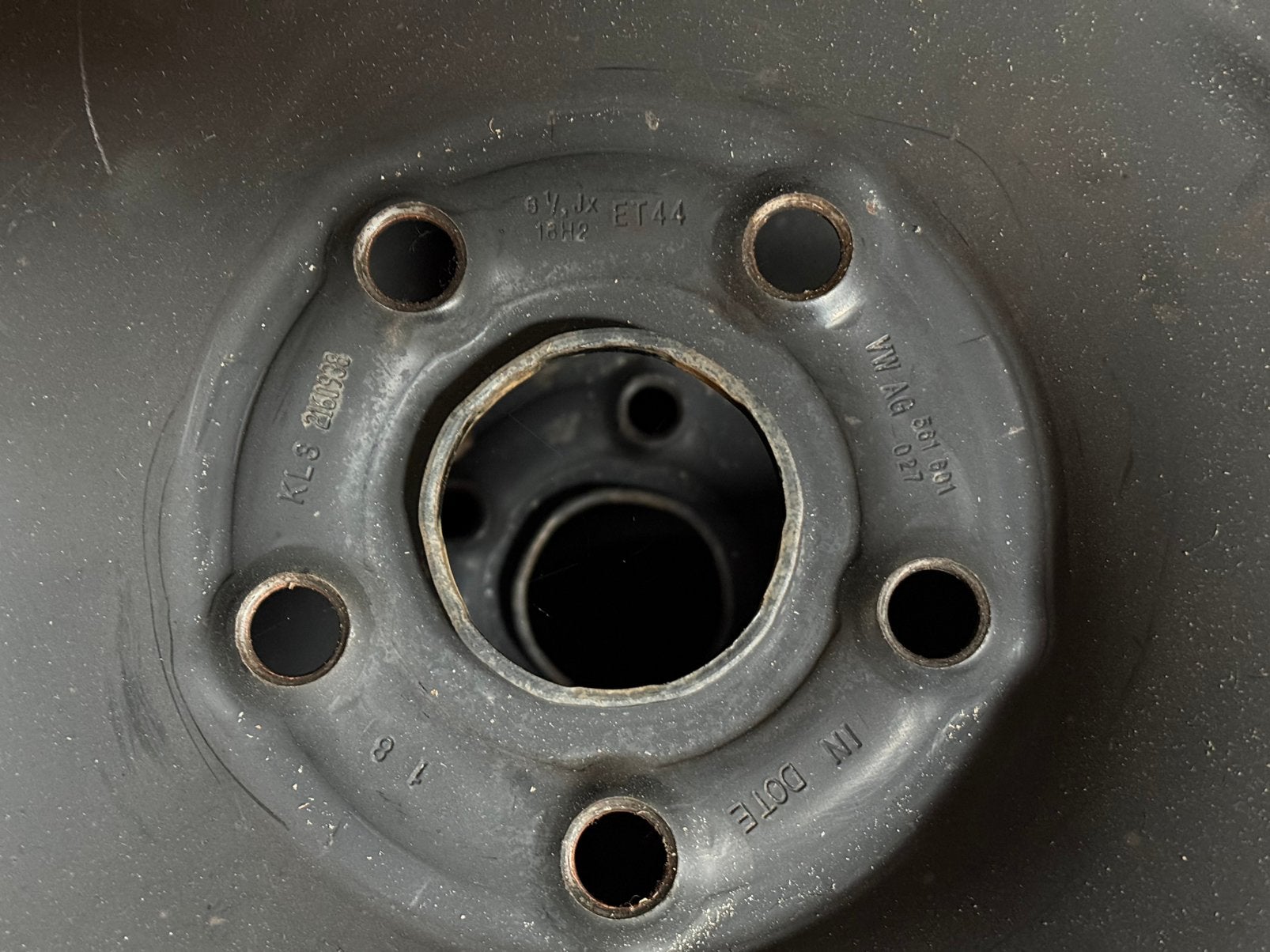 4 Winterbanden op stalen velg, 1 jr. gebruikt, 6,5Jx16 ET44, Auto-onderdelen, Ophalen, 16 inch, Banden en Velgen, Winterbanden